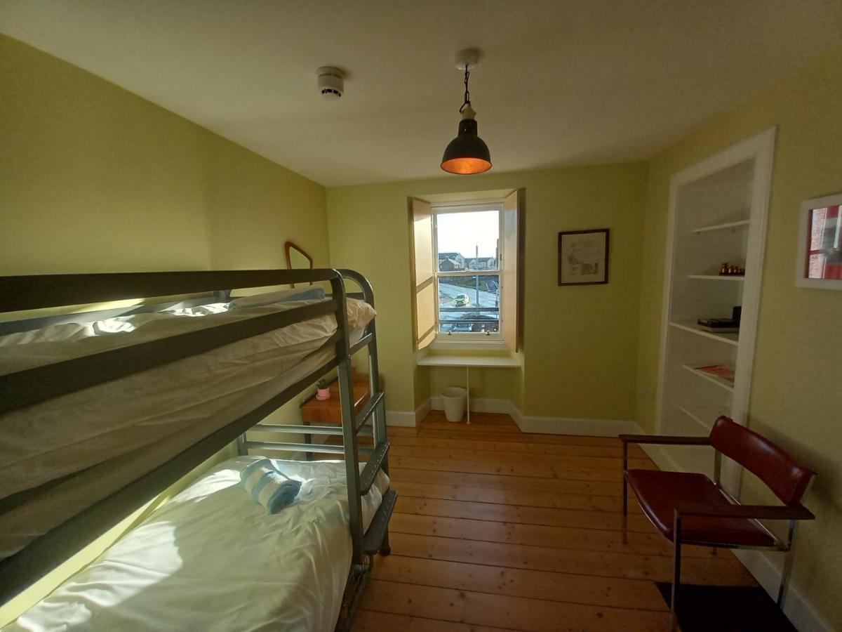 The Dolphin Inn Hostel Dunbar Exterior foto